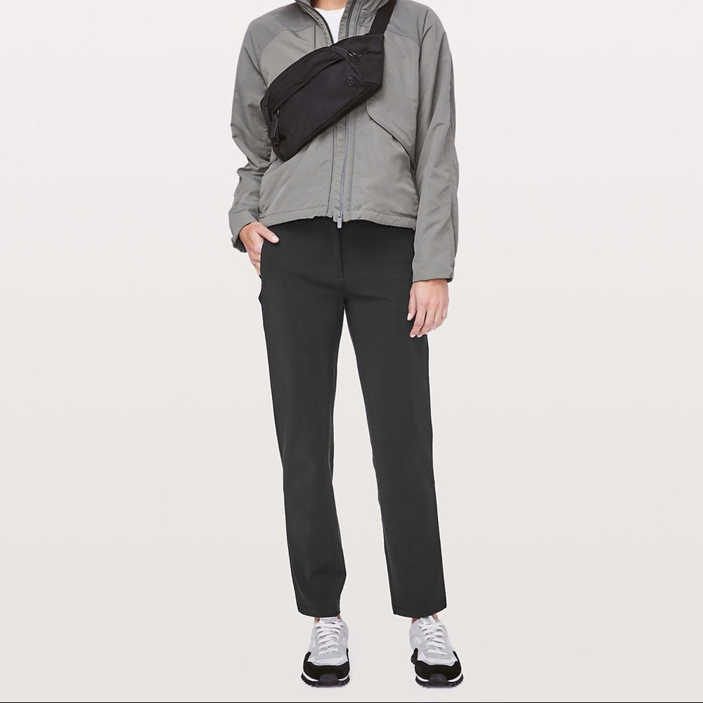Lululemon on the move pant